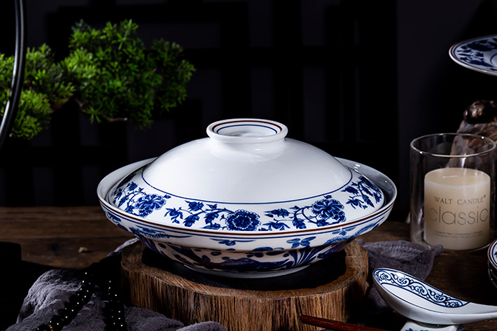 60头元青花繁华有鱼中餐具-产品中心-景德镇陶瓷集团有限责任公司